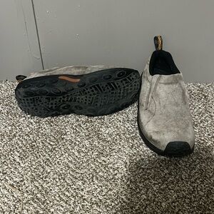 Merrell men shoes. Size 8